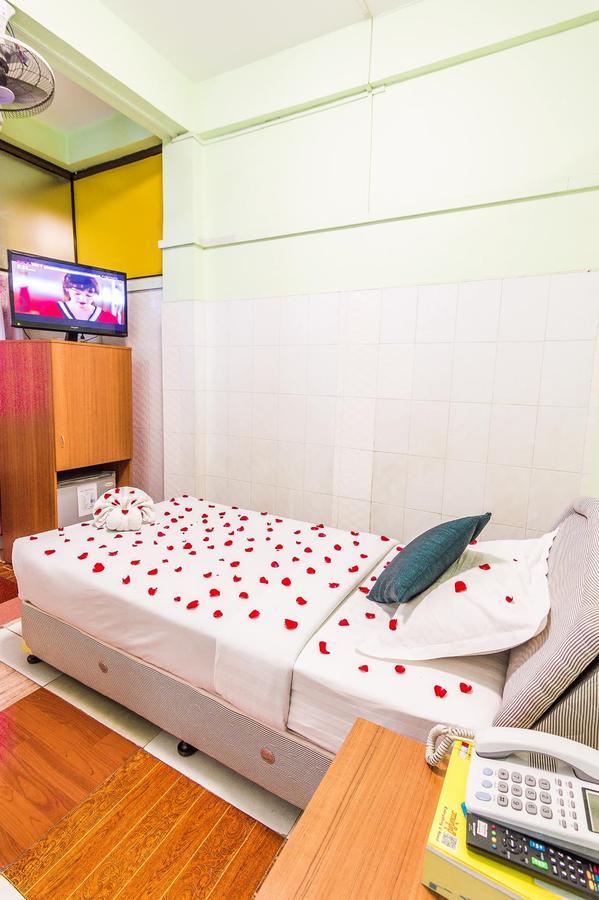 Maykha Hotel 曼德勒 外观 照片